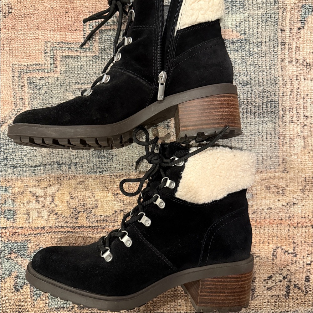 Lucky Brand Demia boots. Zip on side with front laces. Black suede. Size 9.5 - Picture 7 of 9